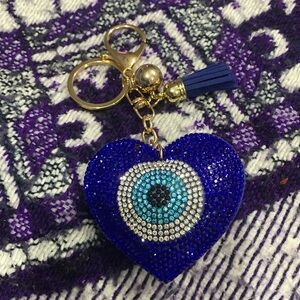 Evil eye blue rhinestone heart new.